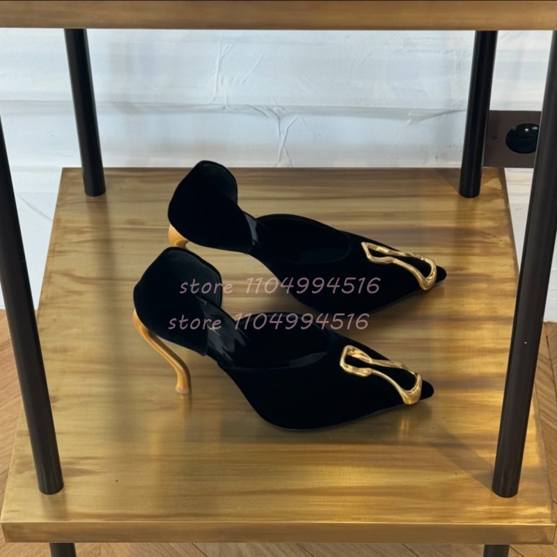 Women Shoes Black - Décolleté con tacco in pelle scamosciata